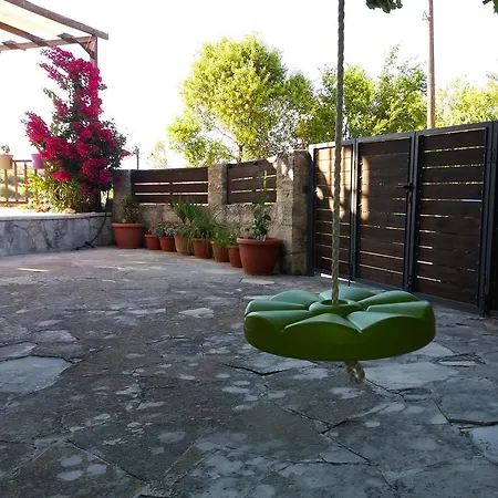 Holiday House In *